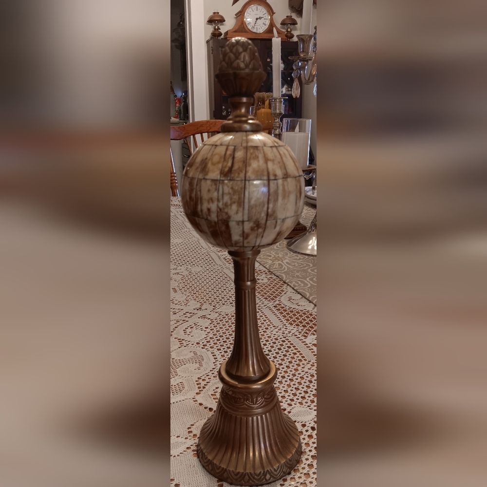 Vintage Antique Brass Finish With Inlaid Bone Globe 15.5” Finial Decor